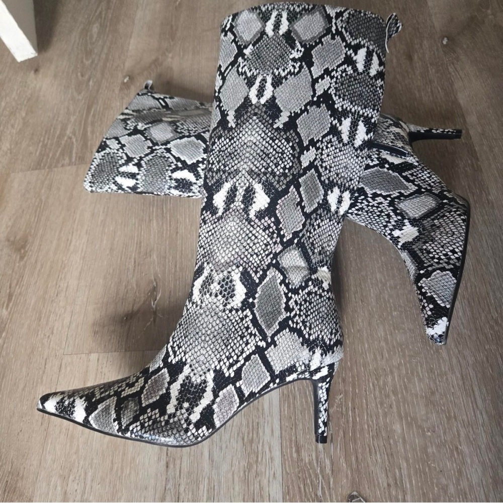 Zara Black and Gray Snakeskin Heeled Boots